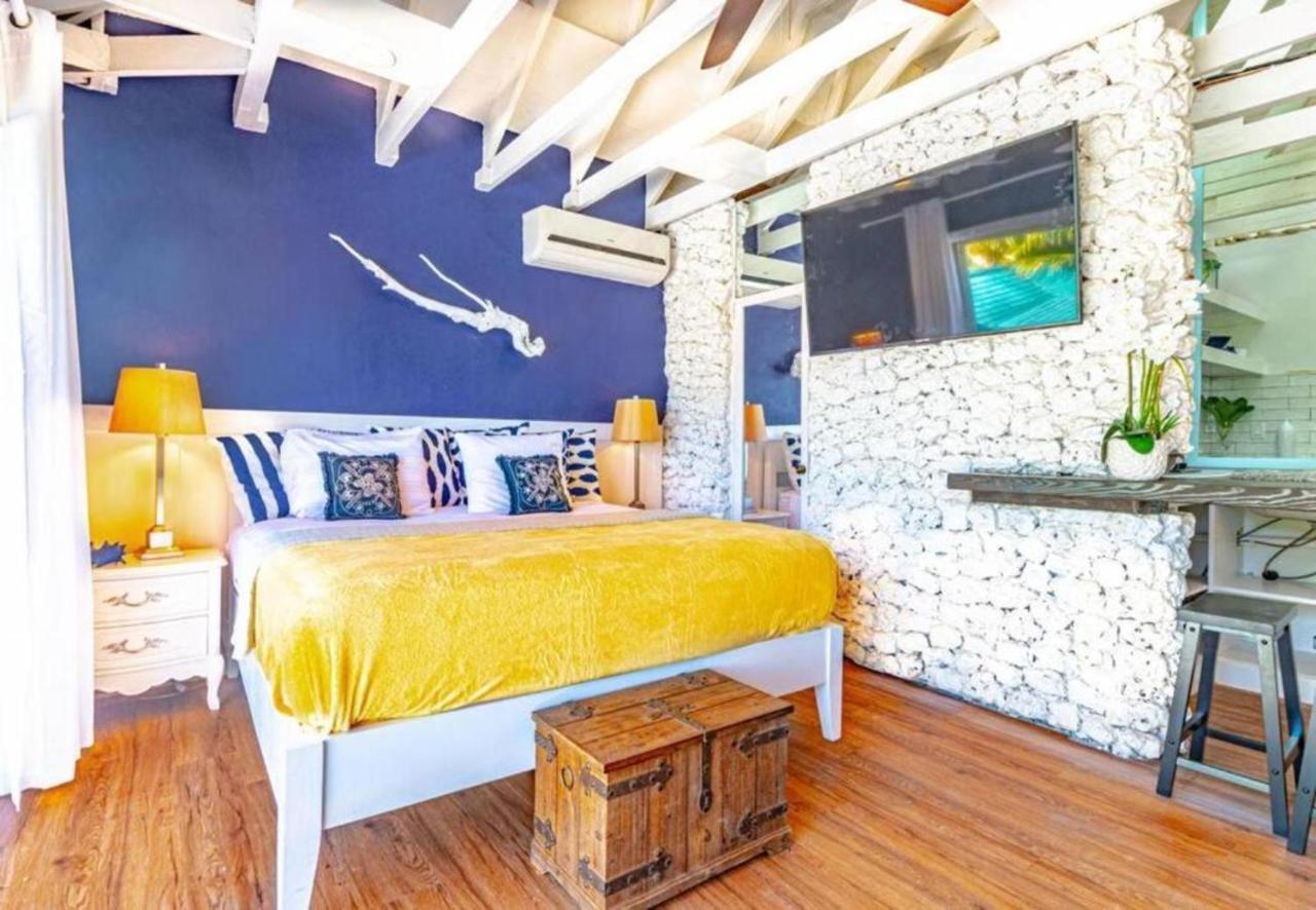 Pool Cottage At Viking Hill - Love Beach Насау Екстериор снимка