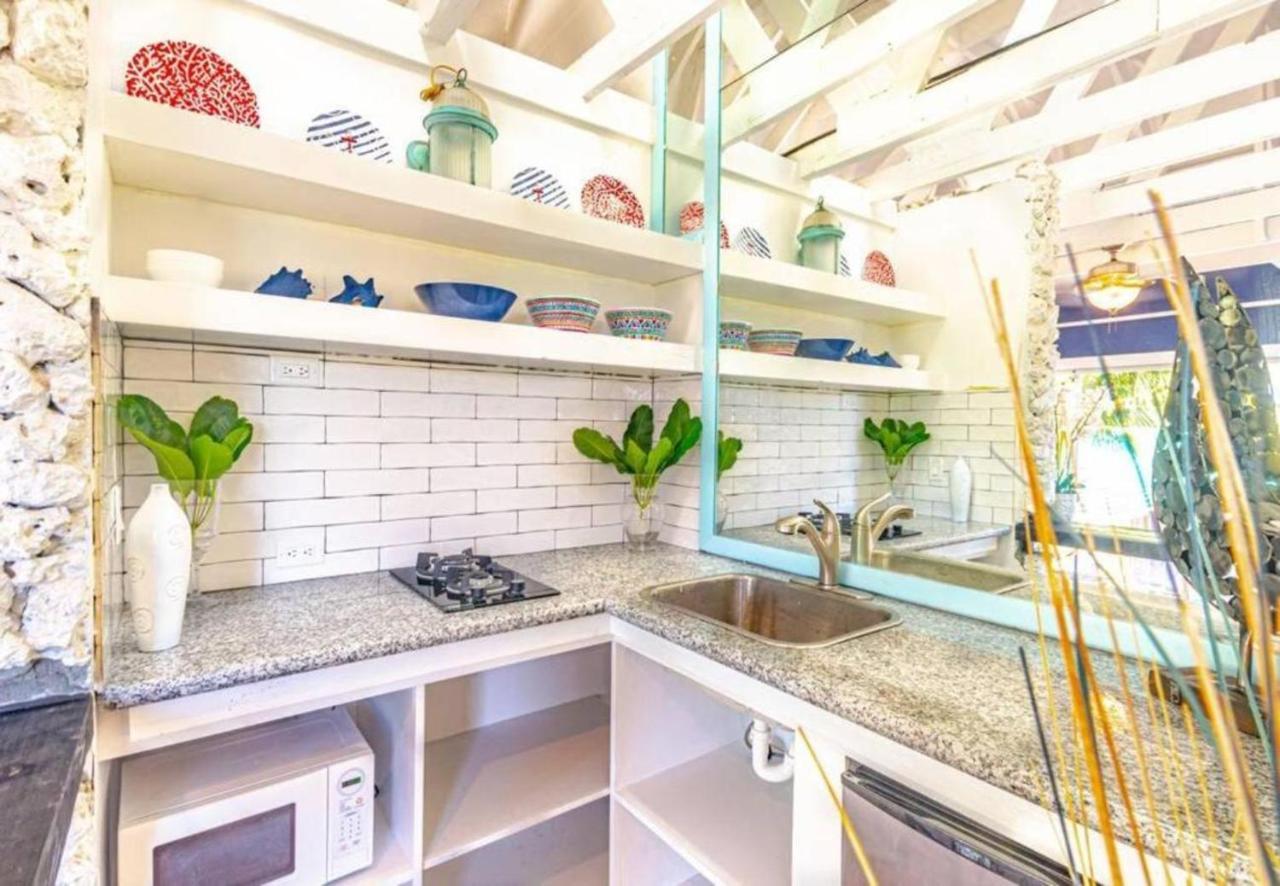 Pool Cottage At Viking Hill - Love Beach Насау Екстериор снимка